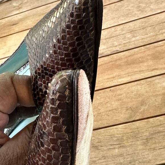 Coach Snakeskin Chocolate Brown Pumps 8.5 - Picture 7 of 10